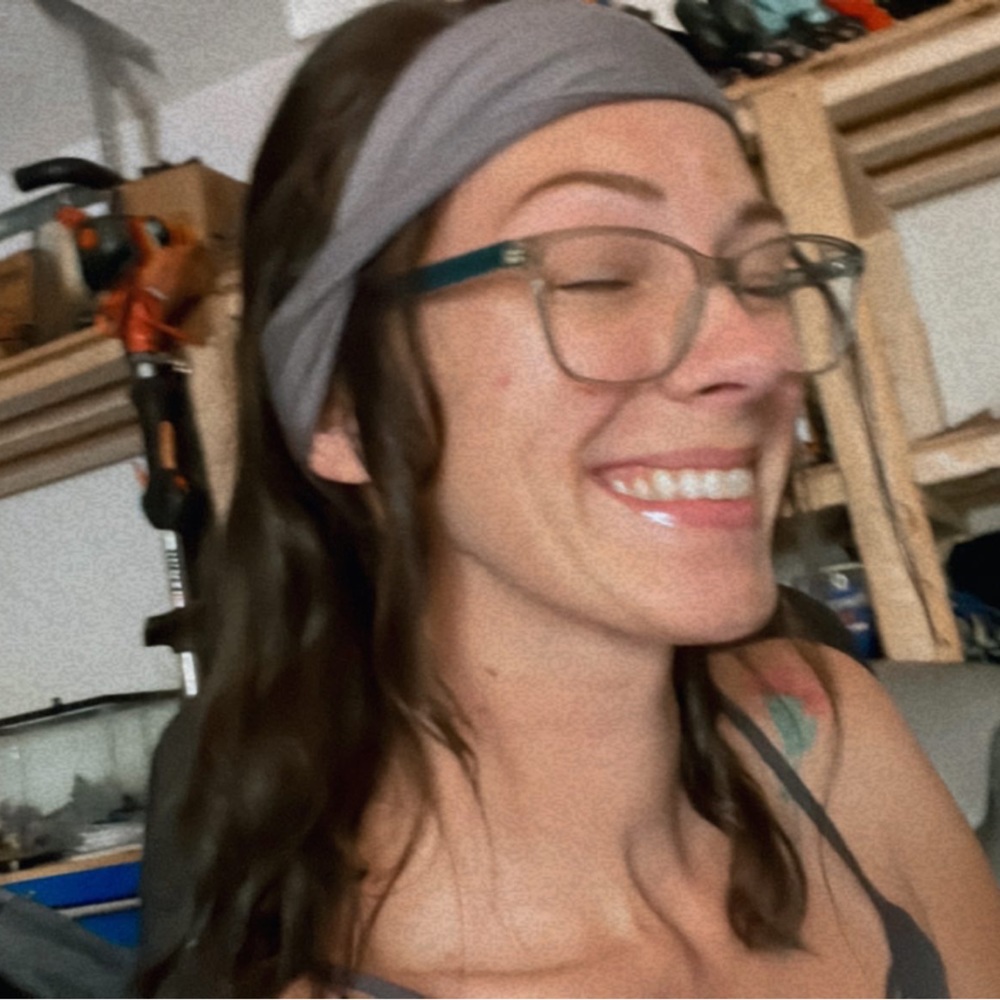 Meet your Posher, Hannah